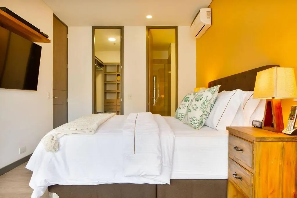 Penthouse El Poblado, Hermosa Vista, Dos Alcobas Medellin Colombia
