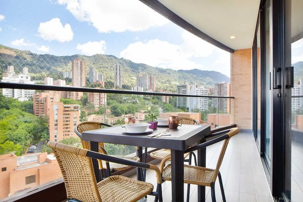 Penthouse El Poblado, Hermosa Vista, Dos Alcobas Medellin Apartment